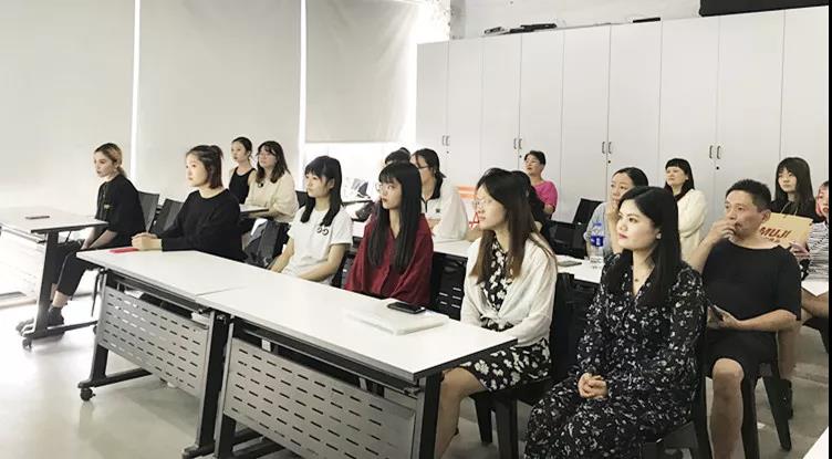 伯明翰城市大學中國預科2018-2019學年正式開學啦！